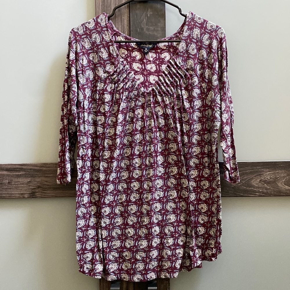 Lucky brand 1x v neck 3/4 sleeve shirt